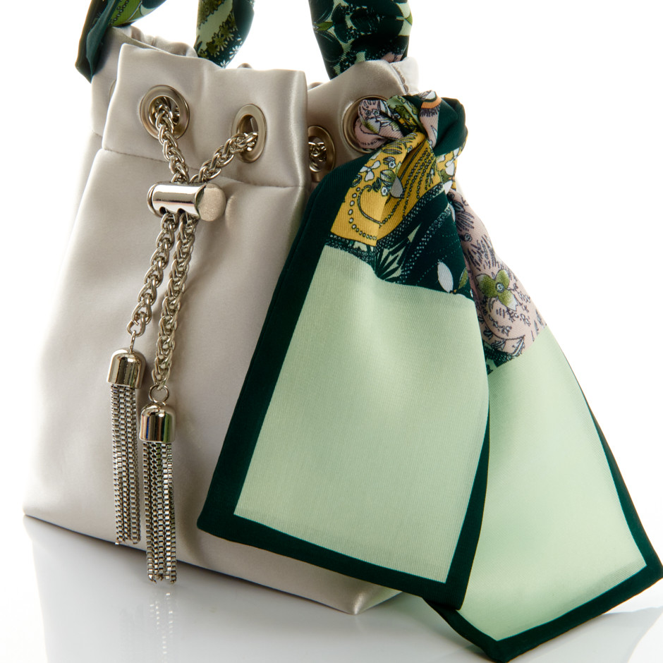 Cartera soie gris