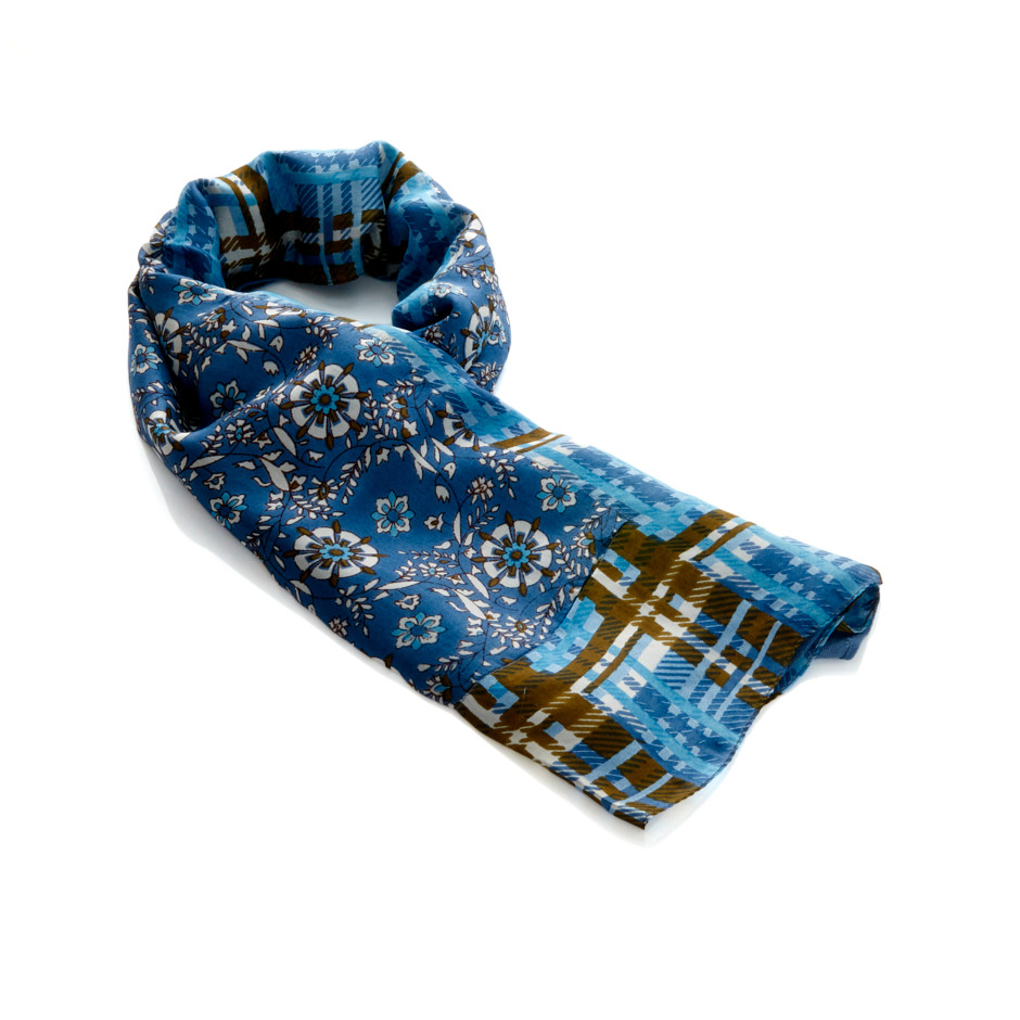 Pañuelo silk azul