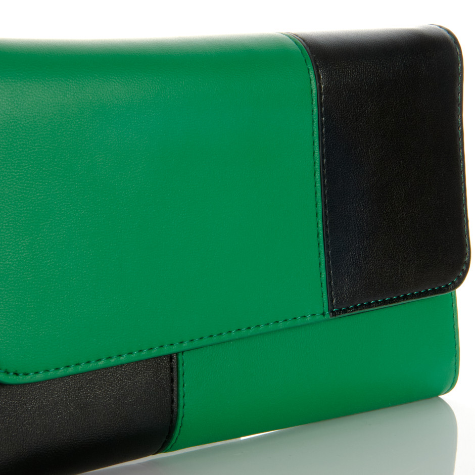 Bolso bicolor negro y verde