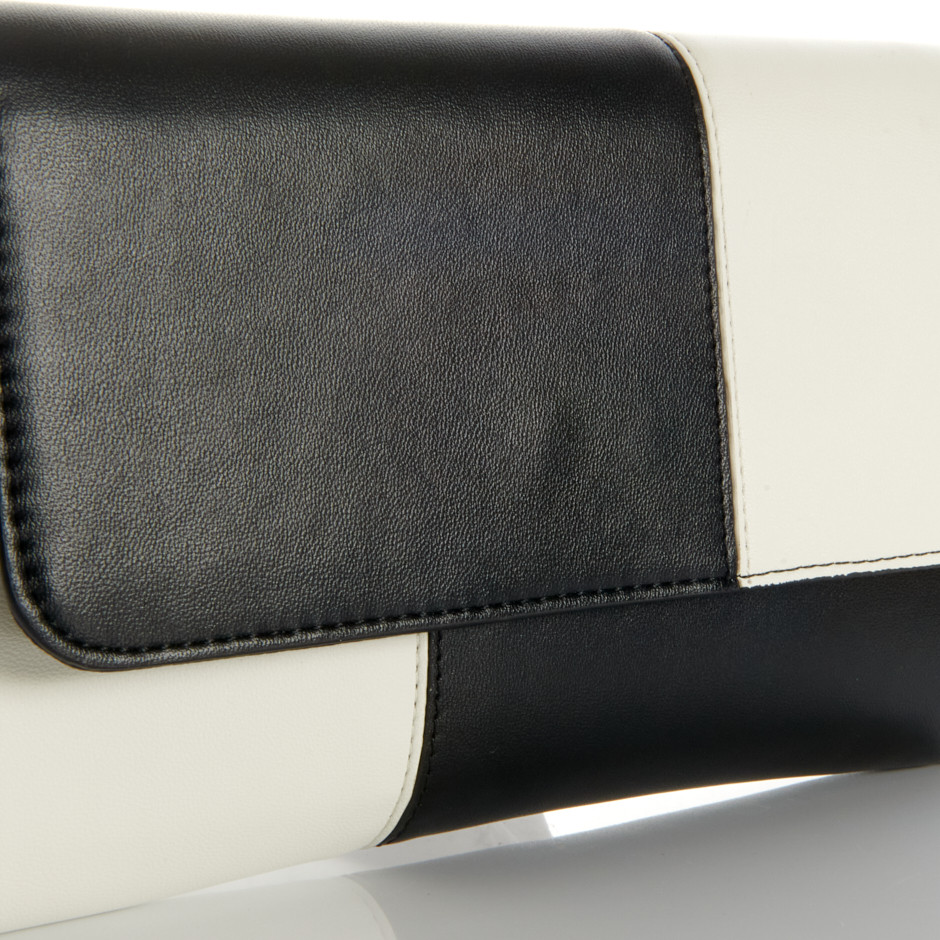 Bolso bicolor blanco y negro