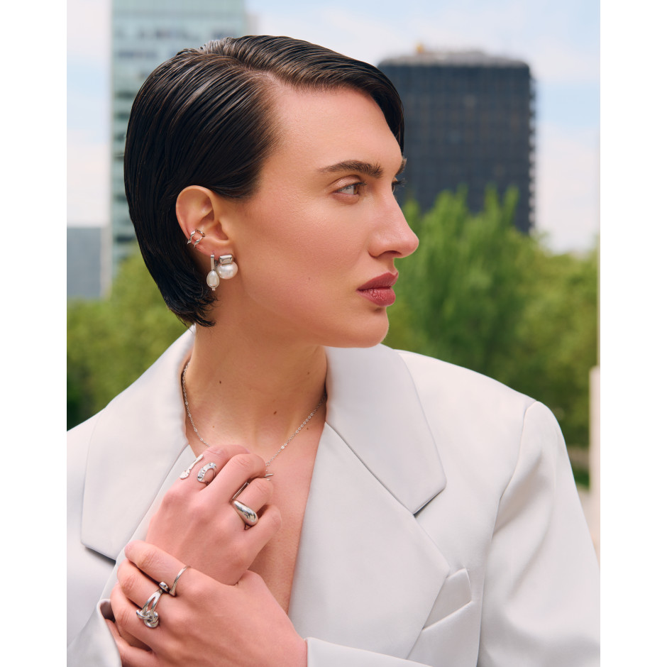 Pendiente earcuff infinito plateado