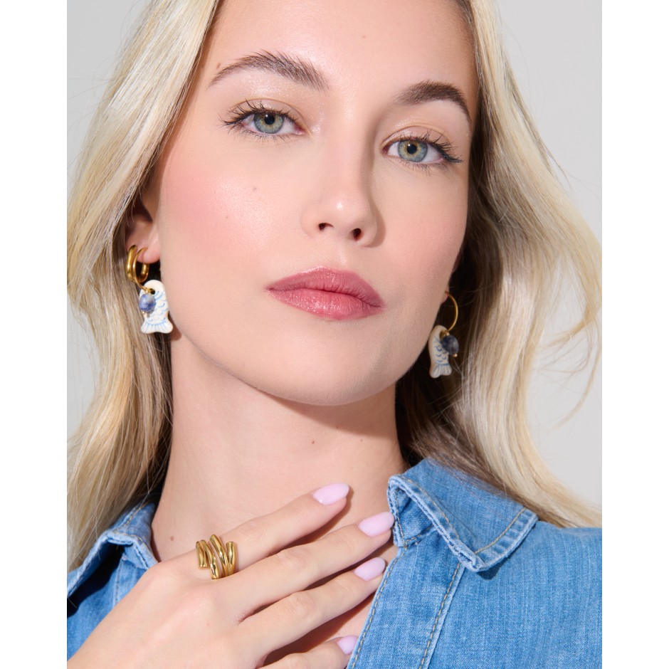 Anillo tubular dorado