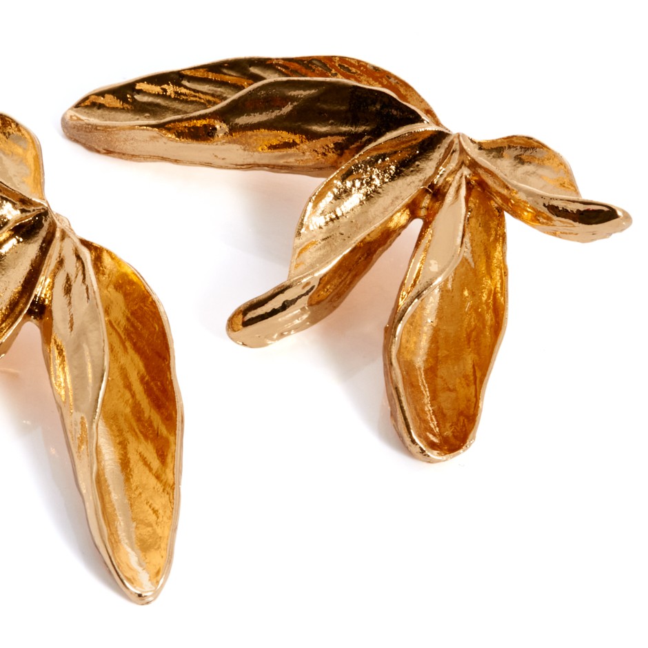 Pendiente santorini pétalos dorado