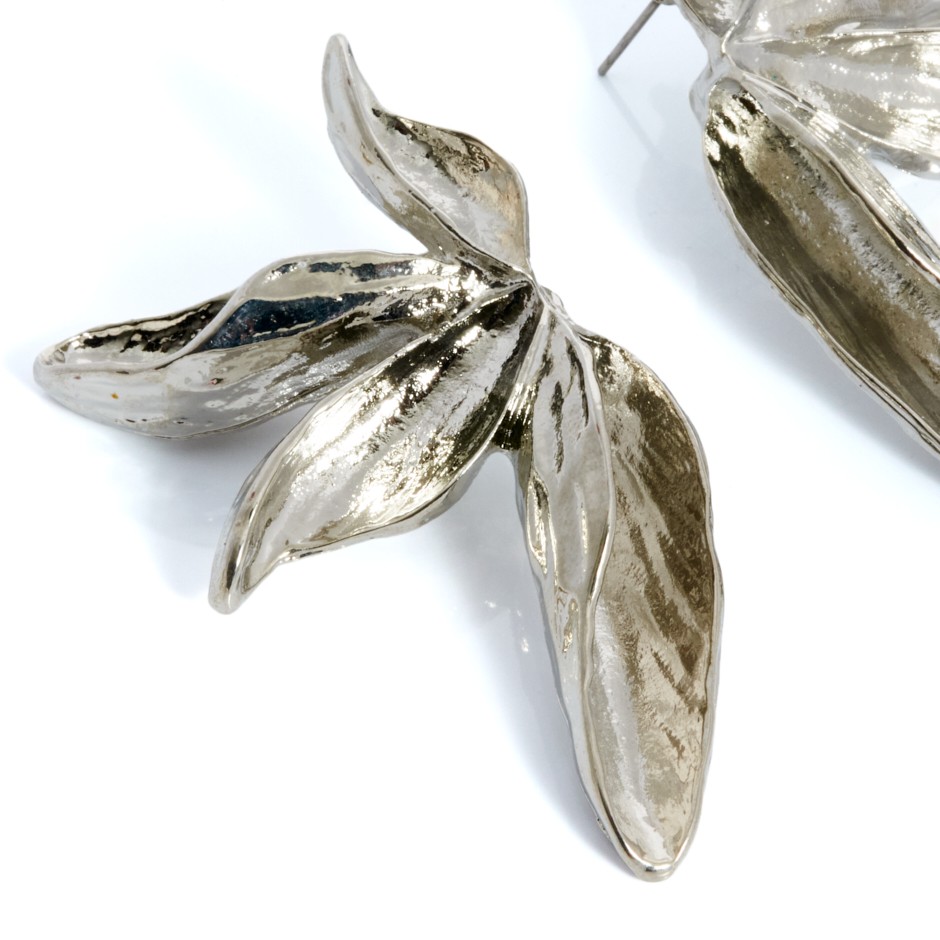 Pendiente santorini pétalos plateado