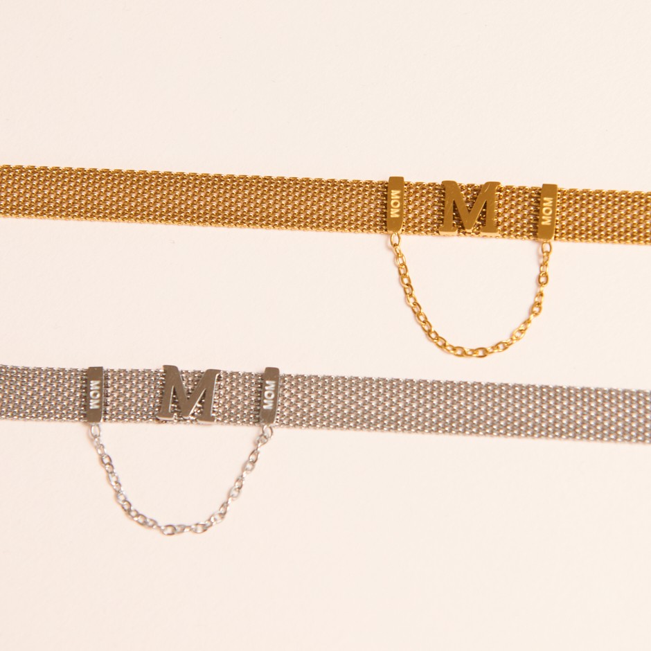 Collar MUM dorado