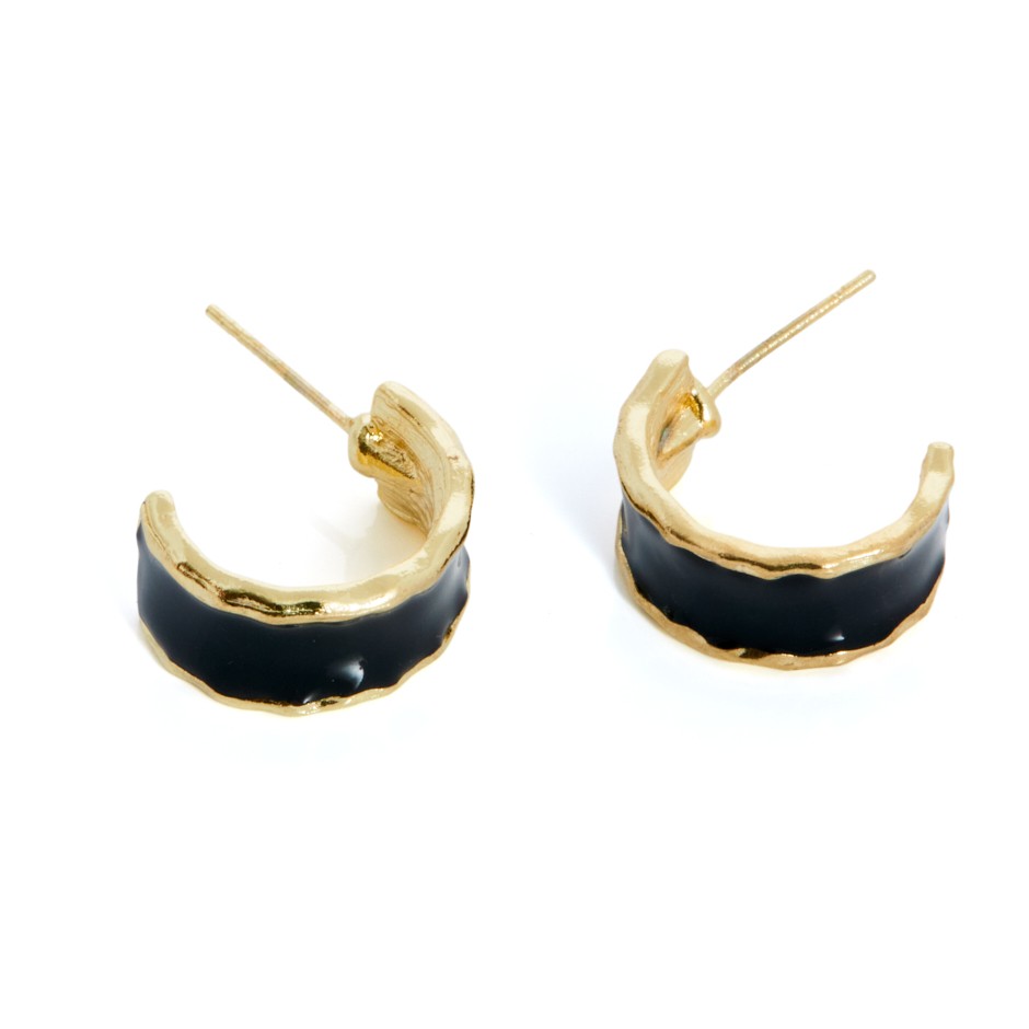 Pendiente giro negro