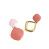 Pendiente irregular rosa