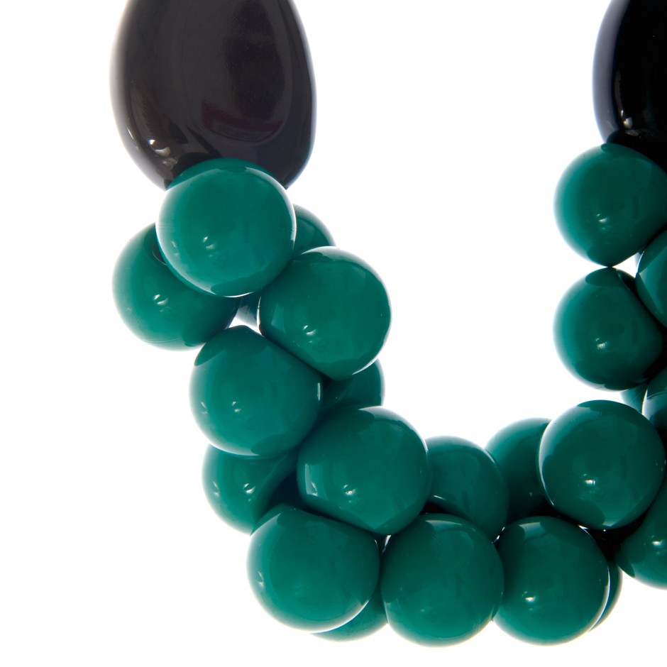 Collar uvas verde