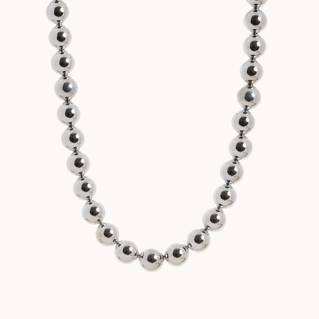 COLLAR BALL PLATEADO